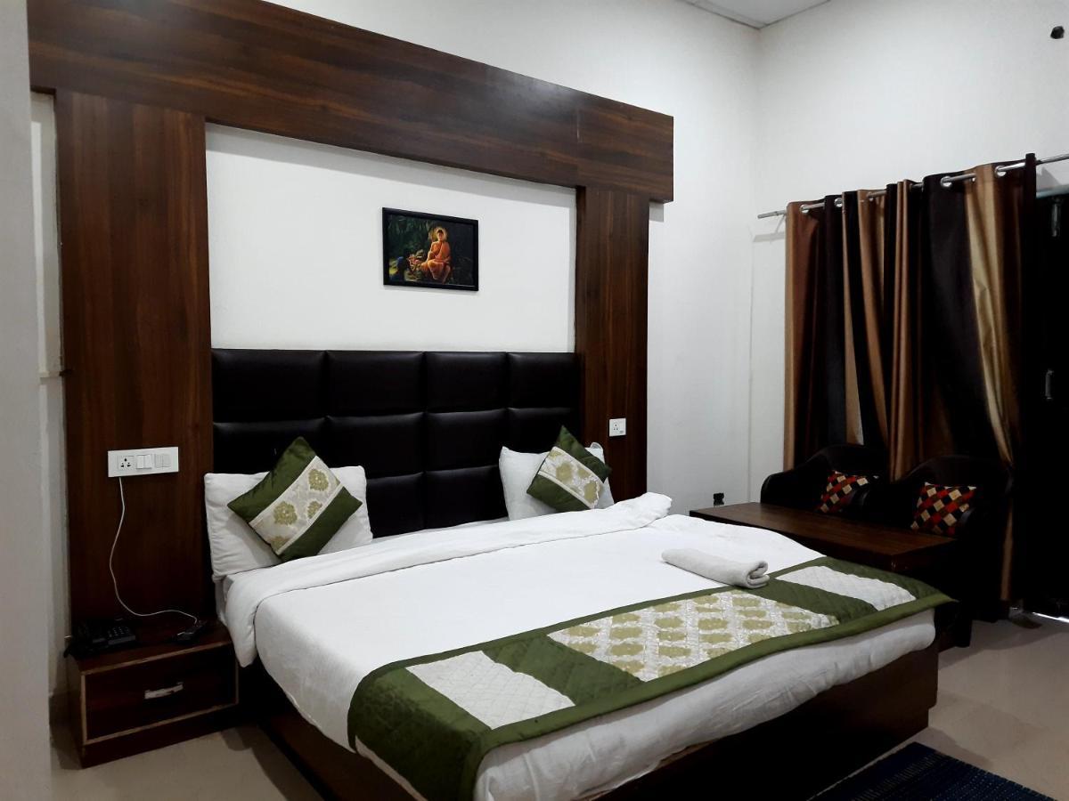 Hotel Green Park Nainital Bagian luar foto